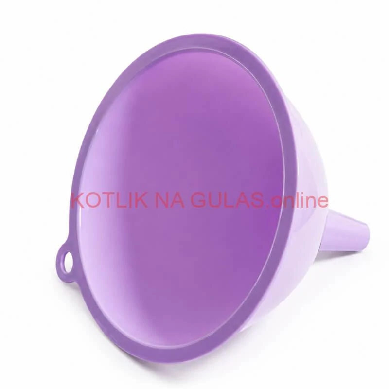 Plastový lievik 16 cm