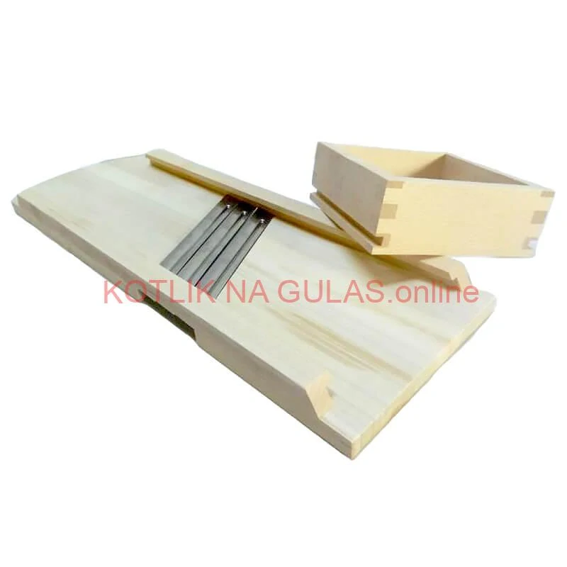 Ručný drevený krájač kapusty 3 nože 56 x 19 cm (malý)