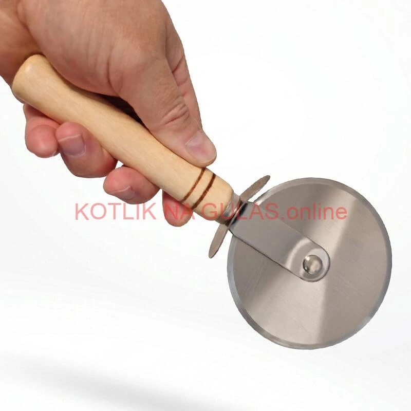 Krájač na pizzu s drevenou rukoväťou 22 cm
