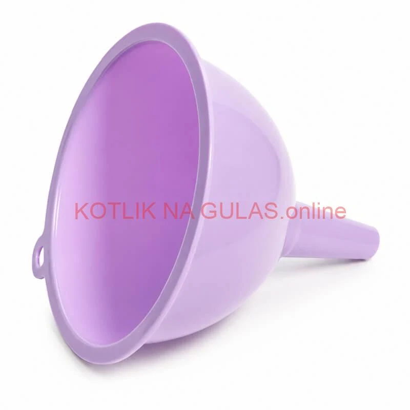 Plastový lievik 16 cm